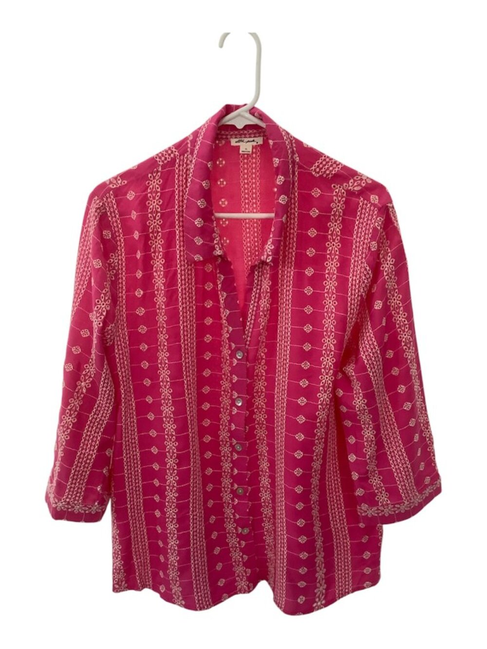 Ultra Pink Vintage Style Embroidered V-neck top, XL